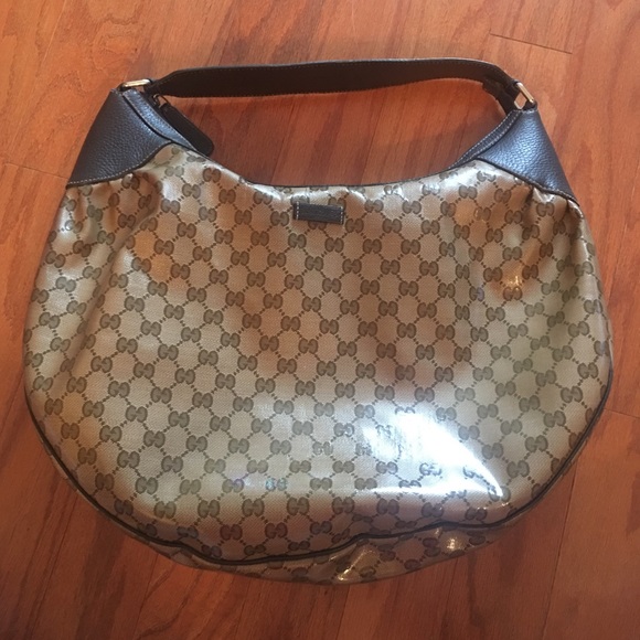 Gucci Handbags - Large GUCCI Crystal Bag😍